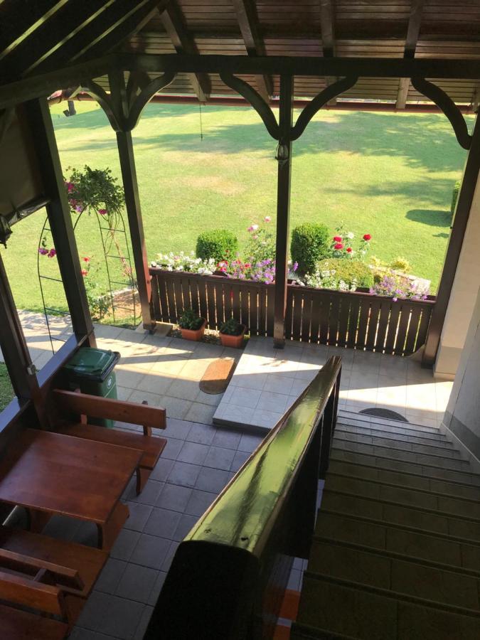 Apartments Renata Guest house 3*