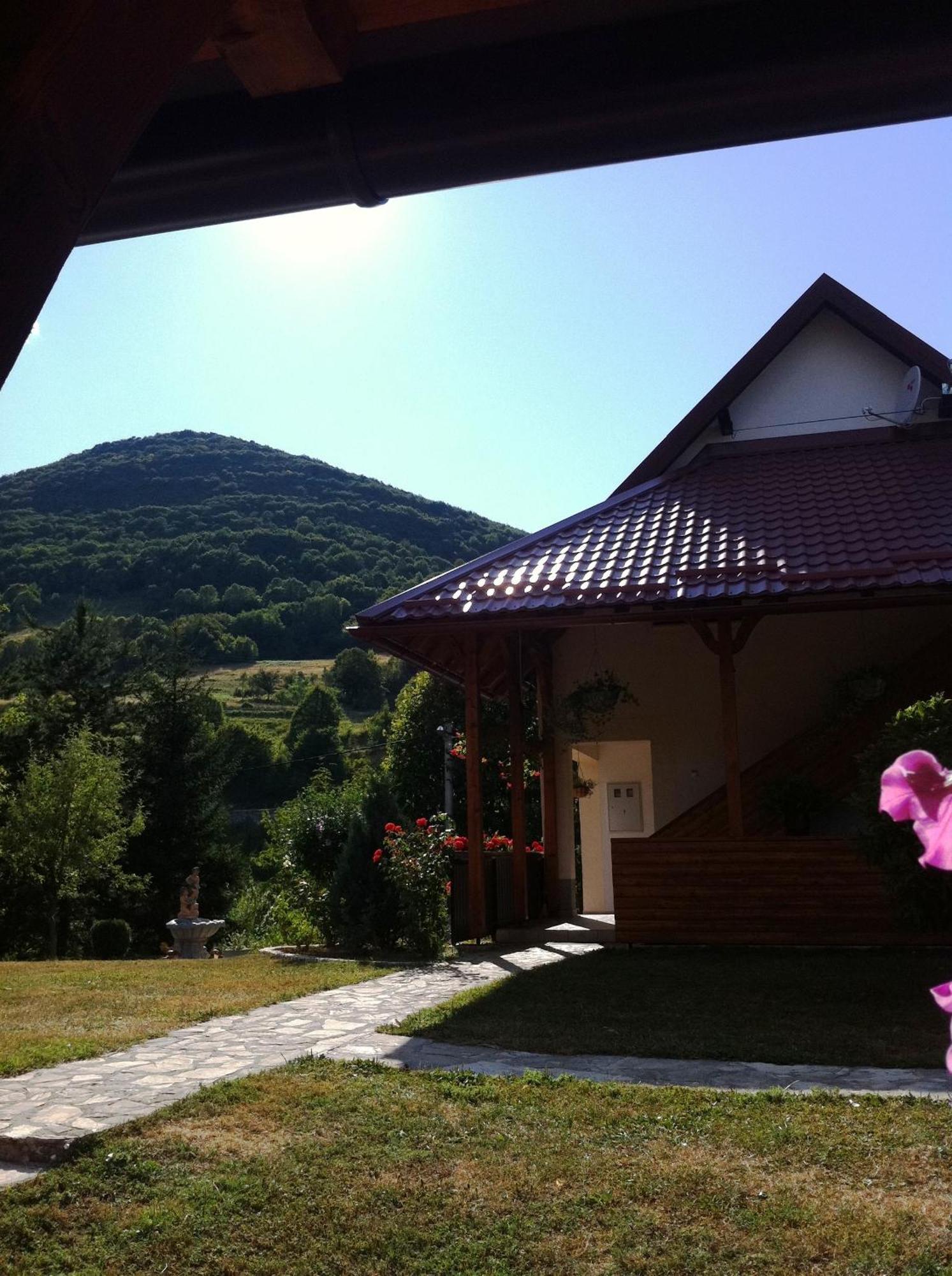 Guest house Apartments Renata Smoljanac